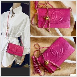 CHANEL CLUTCH WOC💞Rare Find Amazing Magenta 💞TOTAL BEAUTY MINT💞BIG SAVINGS!!